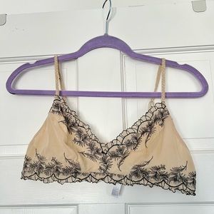 Tan and black bralette size L in great condition